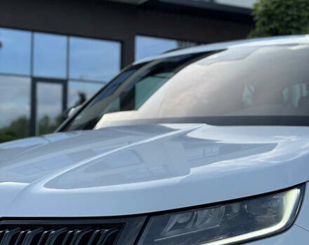 Шкода Kodiaq 2020 в Ужгороде на Automoto.ua Белый Шкода Kodiaq, объемом двигателя 2 л и пробегом 194 тыс. км за 34500 $, фото 2 на Automoto.ua