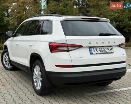 Белый Шкода Kodiaq, объемом двигателя 1.98 л и пробегом 56 тыс. км за 30500 $, фото 15 на Automoto.ua
