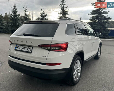 Белый Шкода Kodiaq, объемом двигателя 2 л и пробегом 225 тыс. км за 21800 $, фото 15 на Automoto.ua