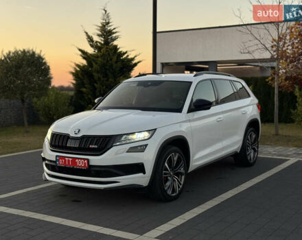 Белый Шкода Kodiaq, объемом двигателя 2 л и пробегом 195 тыс. км за 34999 $, фото 22 на Automoto.ua