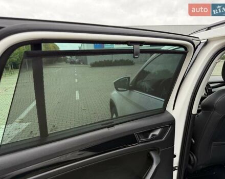 Белый Шкода Kodiaq, объемом двигателя 1.98 л и пробегом 56 тыс. км за 30500 $, фото 79 на Automoto.ua