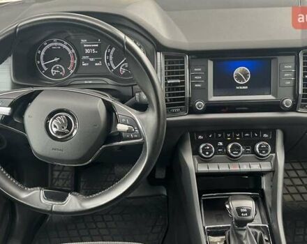 Шкода Kodiaq 2020 в Киеве на Automoto.ua Белый Шкода Kodiaq, объемом двигателя 1.98 л и пробегом 84 тыс. км за 25273 $, фото 8 на Automoto.ua