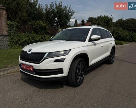 Белый Шкода Kodiaq, объемом двигателя 1.97 л и пробегом 270 тыс. км за 27999 $, фото 2 на Automoto.ua