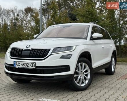 Белый Шкода Kodiaq, объемом двигателя 1.98 л и пробегом 56 тыс. км за 30500 $, фото 6 на Automoto.ua