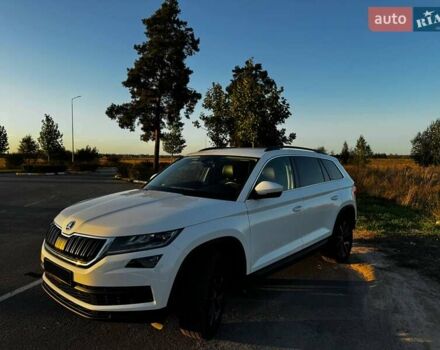 Белый Шкода Kodiaq, объемом двигателя 1.97 л и пробегом 61 тыс. км за 35500 $, фото 6 на Automoto.ua