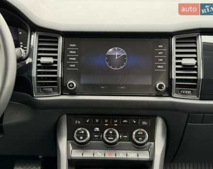 Белый Шкода Kodiaq, объемом двигателя 1.98 л и пробегом 56 тыс. км за 30500 $, фото 104 на Automoto.ua
