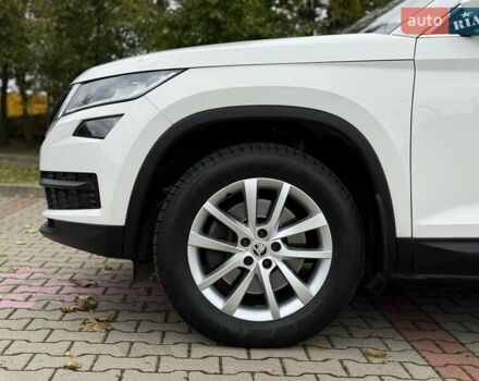 Белый Шкода Kodiaq, объемом двигателя 1.98 л и пробегом 56 тыс. км за 30500 $, фото 12 на Automoto.ua