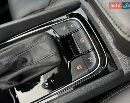 Белый Шкода Kodiaq, объемом двигателя 2 л и пробегом 153 тыс. км за 35600 $, фото 78 на Automoto.ua