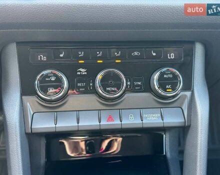 Белый Шкода Kodiaq, объемом двигателя 1.98 л и пробегом 72 тыс. км за 31990 $, фото 18 на Automoto.ua