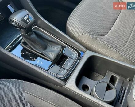 Белый Шкода Kodiaq, объемом двигателя 1.98 л и пробегом 72 тыс. км за 31990 $, фото 17 на Automoto.ua