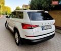 Белый Шкода Kodiaq, объемом двигателя 1.97 л и пробегом 82 тыс. км за 31900 $, фото 3 на Automoto.ua