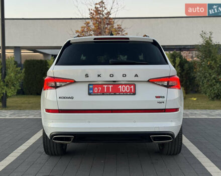 Белый Шкода Kodiaq, объемом двигателя 2 л и пробегом 195 тыс. км за 34999 $, фото 29 на Automoto.ua