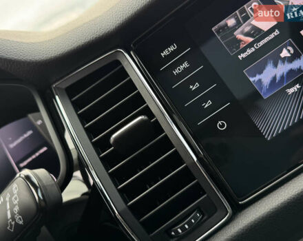 Белый Шкода Kodiaq, объемом двигателя 2 л и пробегом 153 тыс. км за 35600 $, фото 68 на Automoto.ua