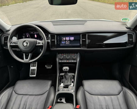 Белый Шкода Kodiaq, объемом двигателя 2 л и пробегом 153 тыс. км за 35600 $, фото 94 на Automoto.ua