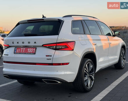 Белый Шкода Kodiaq, объемом двигателя 2 л и пробегом 195 тыс. км за 34999 $, фото 15 на Automoto.ua