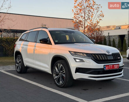 Белый Шкода Kodiaq, объемом двигателя 2 л и пробегом 195 тыс. км за 34999 $, фото 11 на Automoto.ua