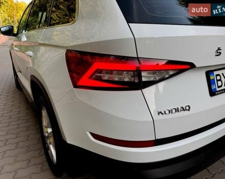 Белый Шкода Kodiaq, объемом двигателя 1.97 л и пробегом 82 тыс. км за 31900 $, фото 14 на Automoto.ua