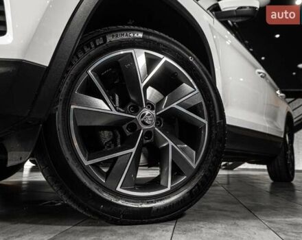 Белый Шкода Kodiaq, объемом двигателя 1.97 л и пробегом 202 тыс. км за 29900 $, фото 42 на Automoto.ua