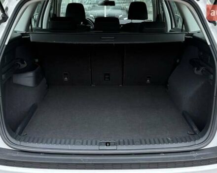 Білий Шкода Kodiaq, об'ємом двигуна 1.98 л та пробігом 131 тис. км за 24205 $, фото 9 на Automoto.ua