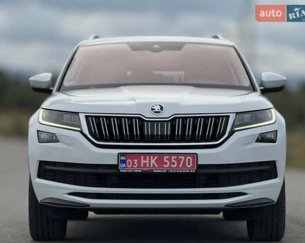 Белый Шкода Kodiaq, объемом двигателя 2 л и пробегом 153 тыс. км за 35600 $, фото 7 на Automoto.ua