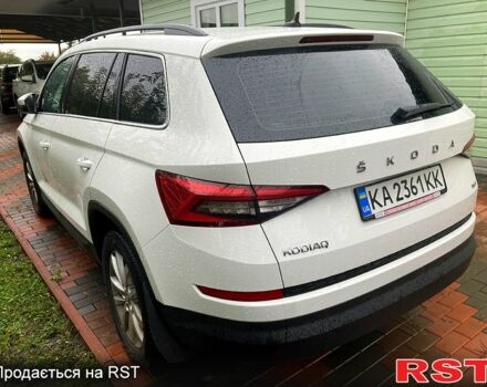 Белый Шкода Kodiaq, объемом двигателя 2 л и пробегом 140 тыс. км за 27500 $, фото 2 на Automoto.ua