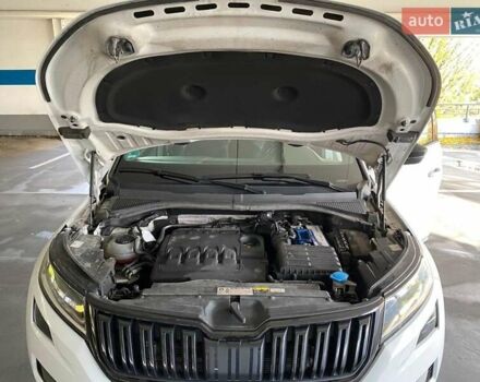 Шкода Kodiaq 2020 у Львові на Automoto.ua Білий Шкода Kodiaq, об'ємом двигуна 1.9 л та пробігом 156 тис. км за 20997 $, фото 10 на Automoto.ua