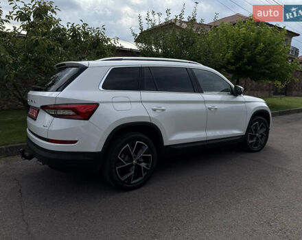Белый Шкода Kodiaq, объемом двигателя 1.97 л и пробегом 270 тыс. км за 27999 $, фото 14 на Automoto.ua