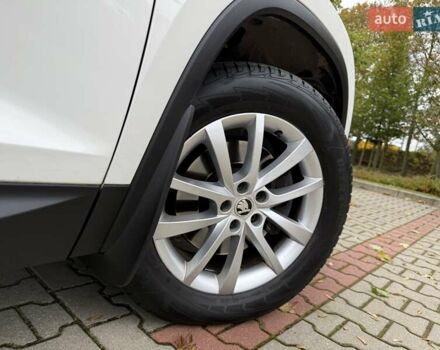 Белый Шкода Kodiaq, объемом двигателя 1.98 л и пробегом 56 тыс. км за 30500 $, фото 30 на Automoto.ua