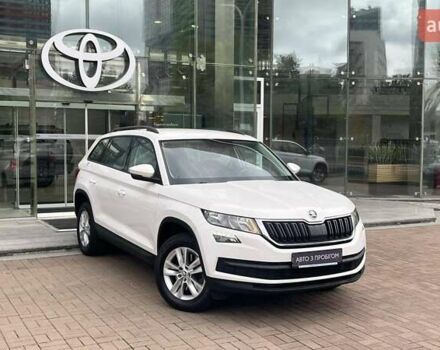 Шкода Kodiaq 2020 в Киеве на Automoto.ua Белый Шкода Kodiaq, объемом двигателя 1.98 л и пробегом 84 тыс. км за 25273 $, фото 17 на Automoto.ua