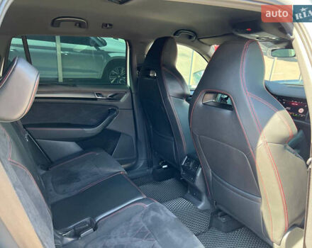 Білий Шкода Kodiaq, об'ємом двигуна 2 л та пробігом 122 тис. км за 39800 $, фото 32 на Automoto.ua