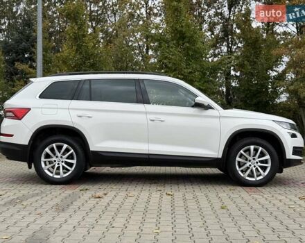 Белый Шкода Kodiaq, объемом двигателя 1.98 л и пробегом 56 тыс. км за 30500 $, фото 32 на Automoto.ua