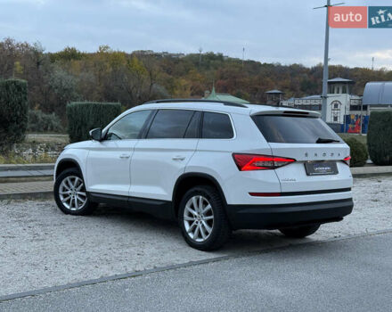 Белый Шкода Kodiaq, объемом двигателя 1.98 л и пробегом 95 тыс. км за 26699 $, фото 9 на Automoto.ua