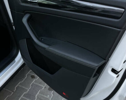 Шкода Kodiaq 2020 в Одессе на Automoto.ua Белый Шкода Kodiaq, объемом двигателя 1.97 л и пробегом 200 тыс. км за 27500 $, фото 32 на Automoto.ua