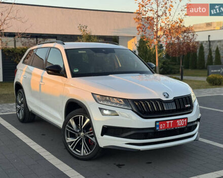 Белый Шкода Kodiaq, объемом двигателя 2 л и пробегом 195 тыс. км за 34999 $, фото 9 на Automoto.ua
