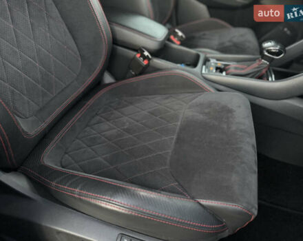 Белый Шкода Kodiaq, объемом двигателя 2 л и пробегом 195 тыс. км за 34999 $, фото 47 на Automoto.ua