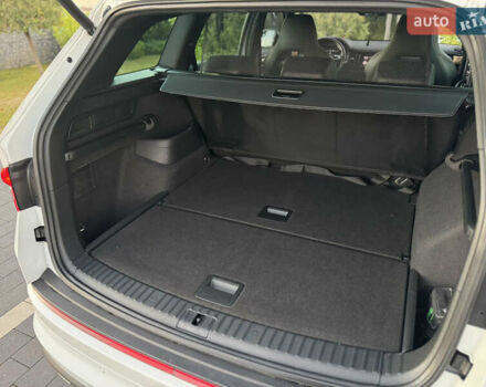 Белый Шкода Kodiaq, объемом двигателя 2 л и пробегом 195 тыс. км за 34999 $, фото 69 на Automoto.ua