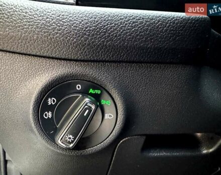 Белый Шкода Kodiaq, объемом двигателя 1.97 л и пробегом 82 тыс. км за 31900 $, фото 39 на Automoto.ua