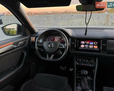 Белый Шкода Kodiaq, объемом двигателя 2 л и пробегом 195 тыс. км за 34999 $, фото 39 на Automoto.ua