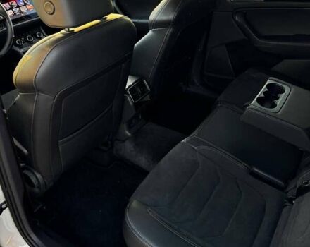 Белый Шкода Kodiaq, объемом двигателя 1.97 л и пробегом 61 тыс. км за 35500 $, фото 13 на Automoto.ua