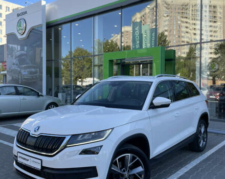Шкода Kodiaq 2020 в Одессе на Automoto.ua Белый Шкода Kodiaq, объемом двигателя 1.97 л и пробегом 200 тыс. км за 27500 $, фото 4 на Automoto.ua