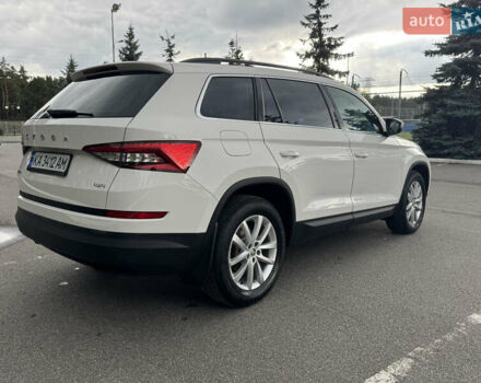 Белый Шкода Kodiaq, объемом двигателя 2 л и пробегом 225 тыс. км за 21800 $, фото 18 на Automoto.ua
