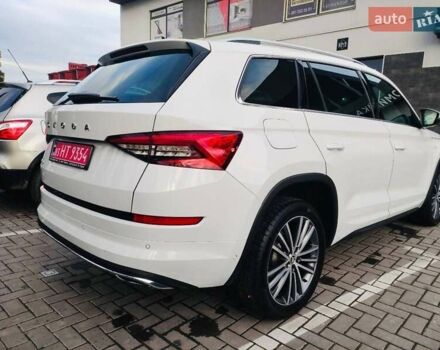 Білий Шкода Kodiaq, об'ємом двигуна 1.97 л та пробігом 190 тис. км за 30950 $, фото 5 на Automoto.ua