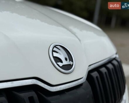 Белый Шкода Kodiaq, объемом двигателя 1.98 л и пробегом 56 тыс. км за 30500 $, фото 43 на Automoto.ua