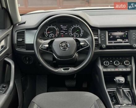 Белый Шкода Kodiaq, объемом двигателя 1.98 л и пробегом 131 тыс. км за 24000 $, фото 11 на Automoto.ua