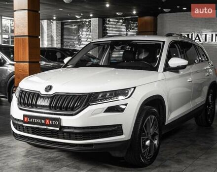 Белый Шкода Kodiaq, объемом двигателя 1.97 л и пробегом 202 тыс. км за 29900 $, фото 41 на Automoto.ua