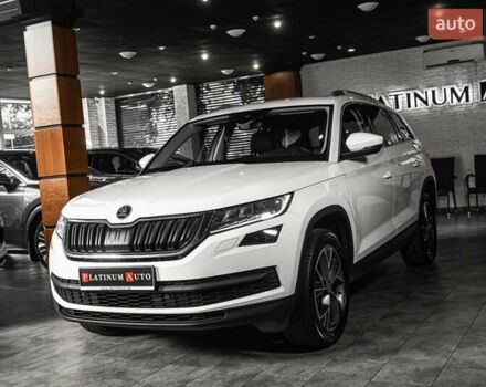 Белый Шкода Kodiaq, объемом двигателя 1.97 л и пробегом 202 тыс. км за 29900 $, фото 34 на Automoto.ua
