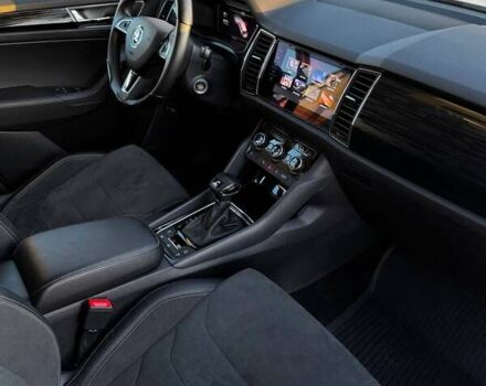 Белый Шкода Kodiaq, объемом двигателя 1.97 л и пробегом 61 тыс. км за 35500 $, фото 9 на Automoto.ua