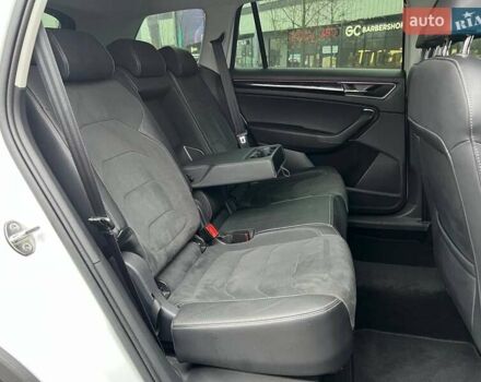 Білий Шкода Kodiaq, об'ємом двигуна 1.98 л та пробігом 75 тис. км за 29490 $, фото 11 на Automoto.ua