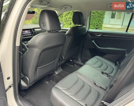 Белый Шкода Kodiaq, объемом двигателя 1.97 л и пробегом 237 тыс. км за 26500 $, фото 63 на Automoto.ua