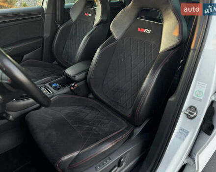 Белый Шкода Kodiaq, объемом двигателя 2 л и пробегом 195 тыс. км за 34999 $, фото 32 на Automoto.ua